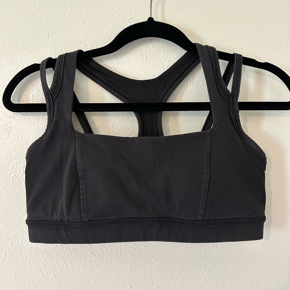 Lululemon Splendour Bra
Black - Picture 6 of 10